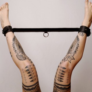 Barre de contrainte cuir et anneau Noir - Oralove