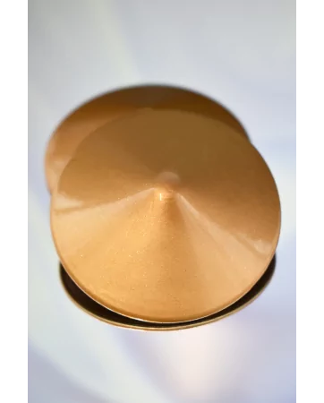 Protetor de mamilos em metal dourado - Cone - 201600104.
