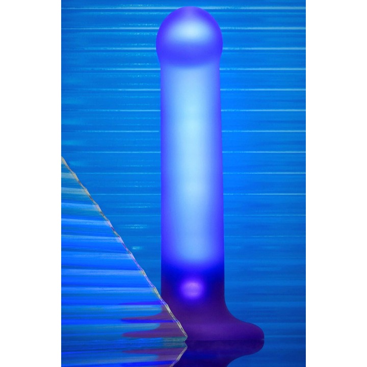Dildo lumineux violet - Strap-On-Me